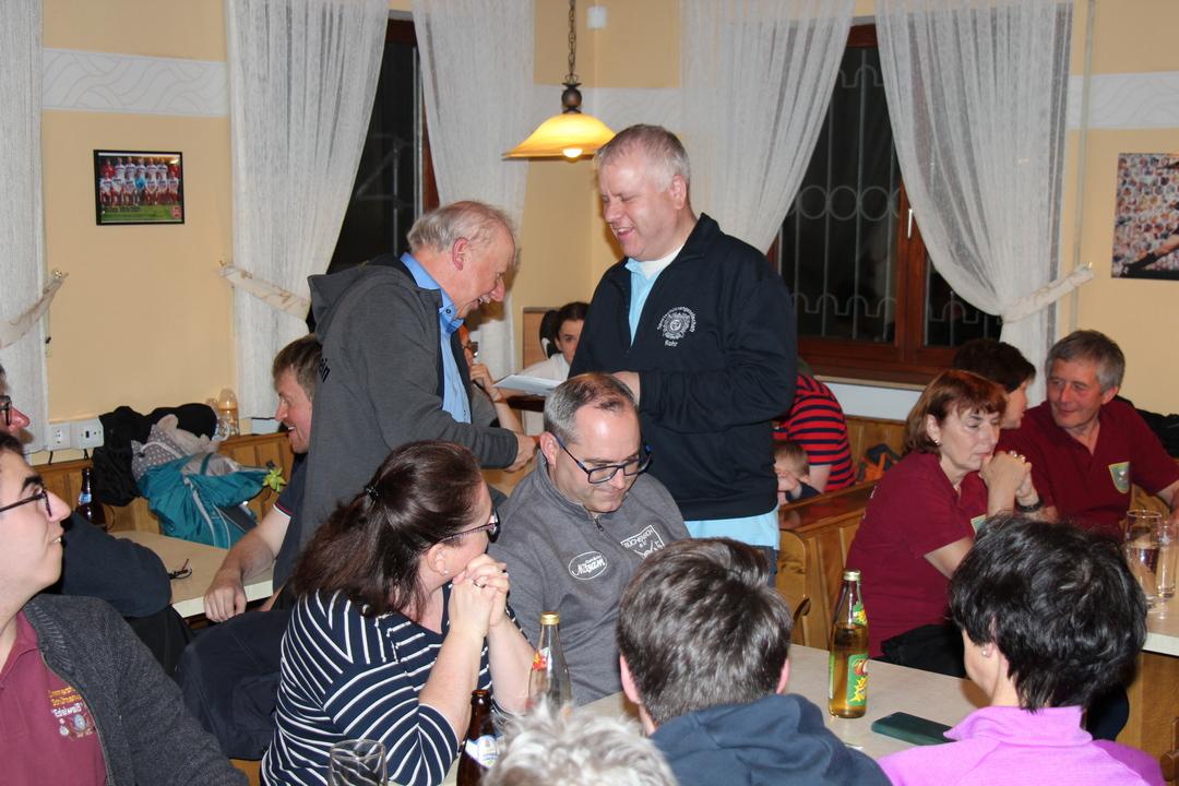 edelweiss offenbau verteidigt goldschlaegerpokal 08